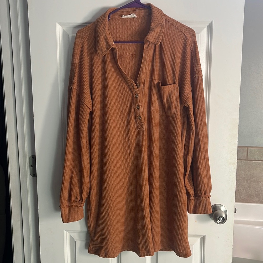 New In oversized long sleeve tunic size L